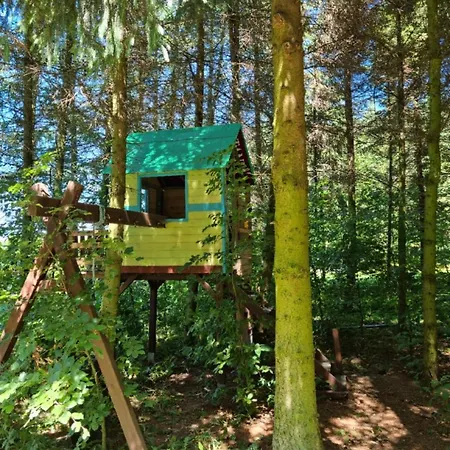 Pod Cisem Na Wylacznosc