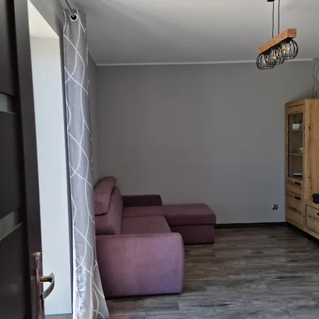 Pod Cisem Na Wylacznosc