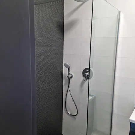 Pod Cisem Na Wylacznosc *