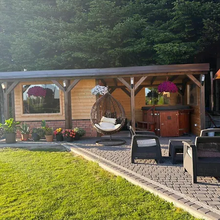 Pod Cisem Na Wylacznosc